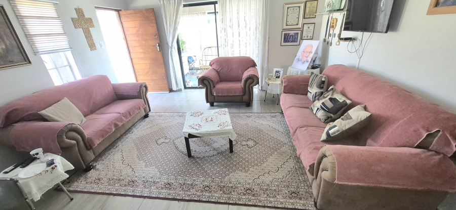3 Bedroom Property for Sale in Hexrivier Lifestyle Estate North West